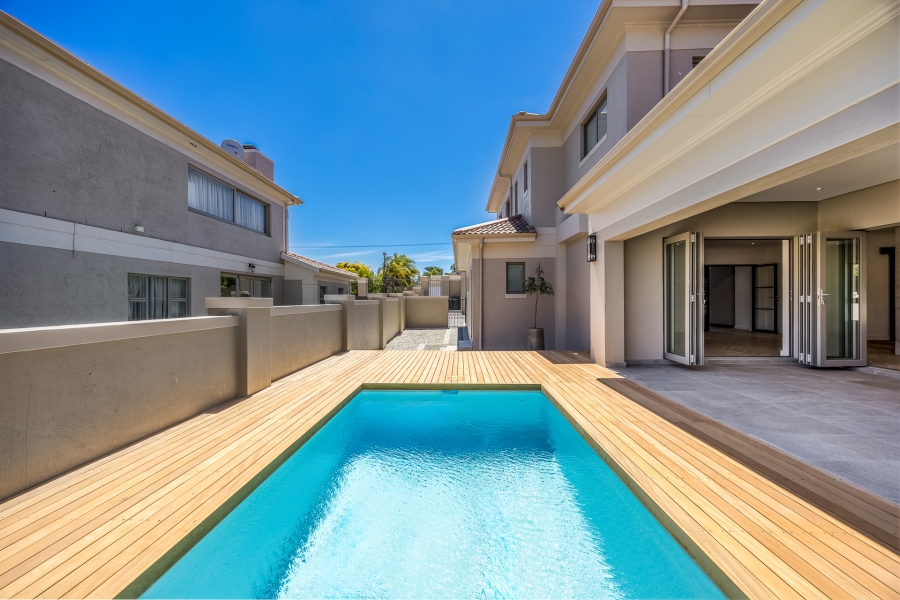 4 Bedroom Property for Sale in Vierlanden Western Cape